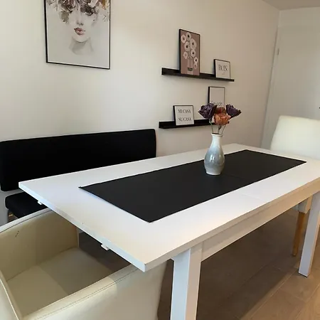 Boutique Loreley- Charmante Stillvolle *